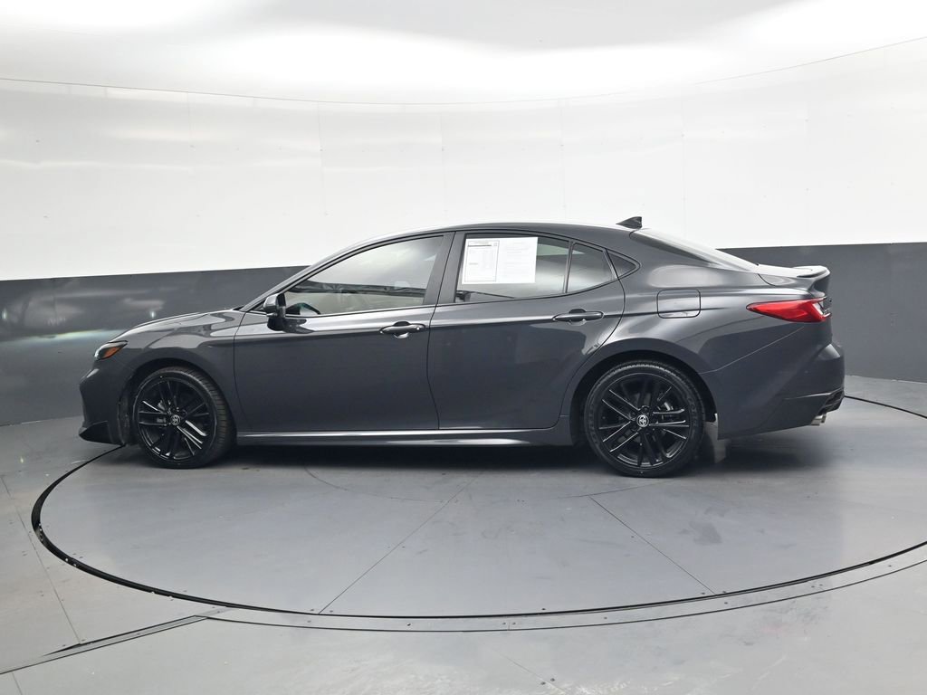 Used 2025 Toyota Camry SE w/ Convenience Package image 7