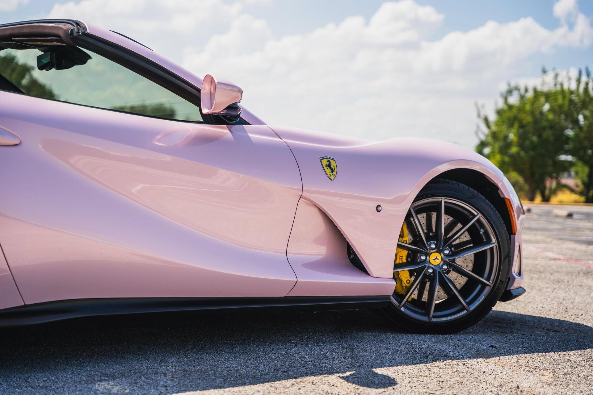 Used 2021 Ferrari 812 GTS RWD image 19