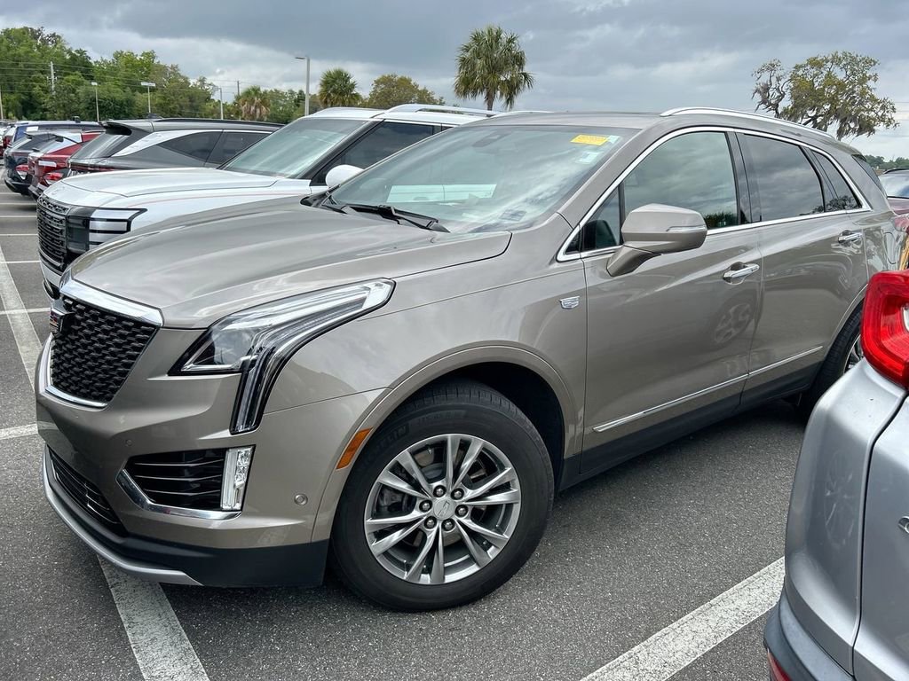 Used 2023 Cadillac XT5 Premium Luxury w/ Technology Package FWD image 8