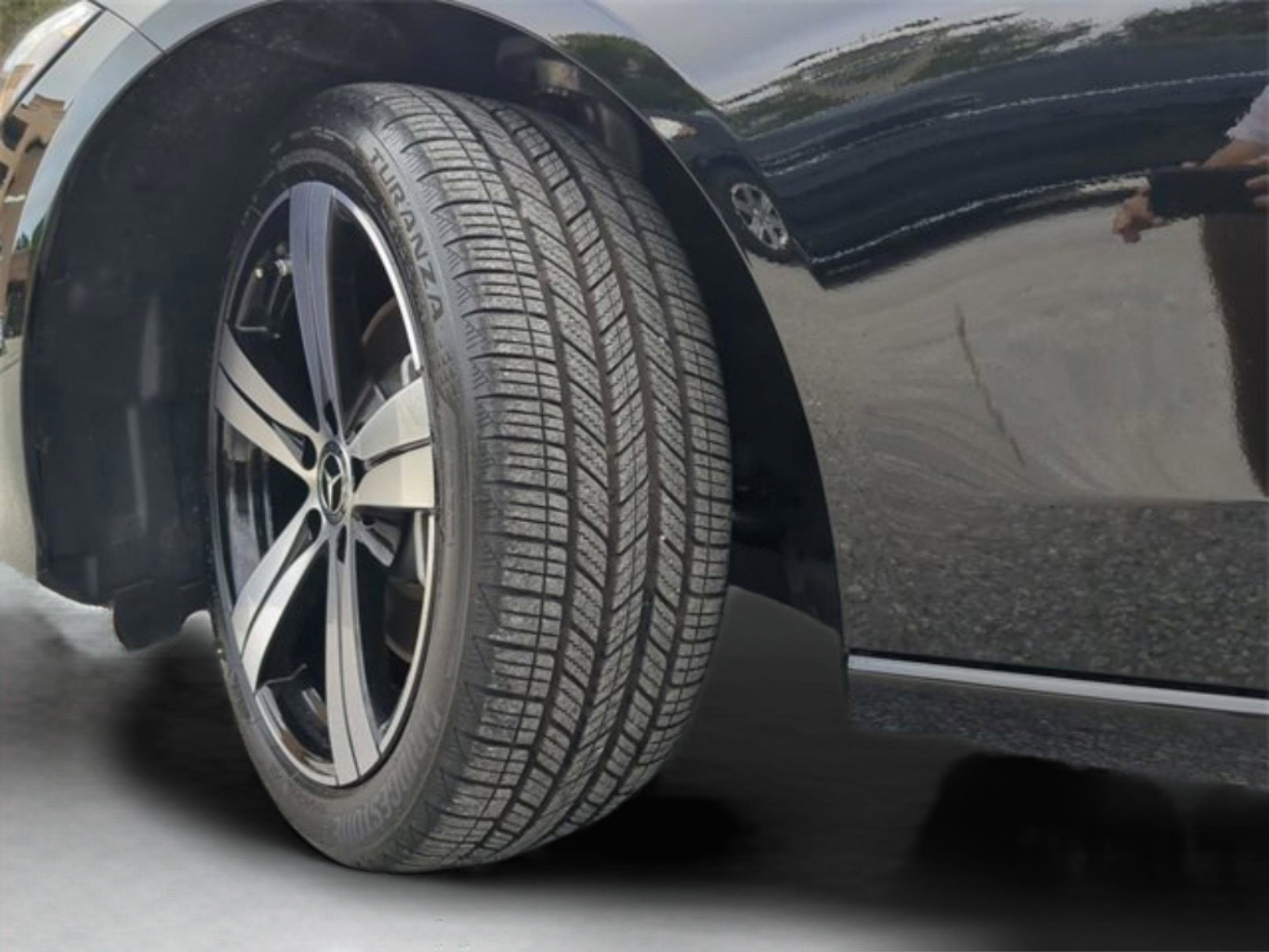 Used 2025 Mercedes-Benz C 300 Sedan image 63