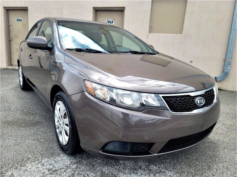 Used 2013 Kia Forte EX w/ Fuel Economy Pkg image 2