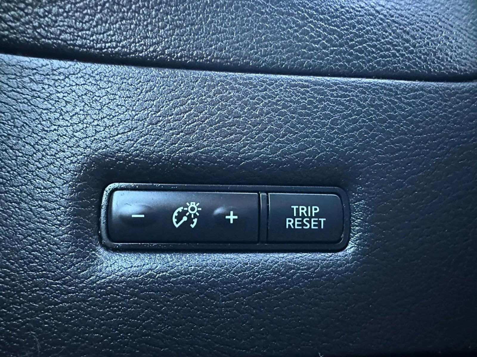 Used 2019 Nissan Murano S image 24