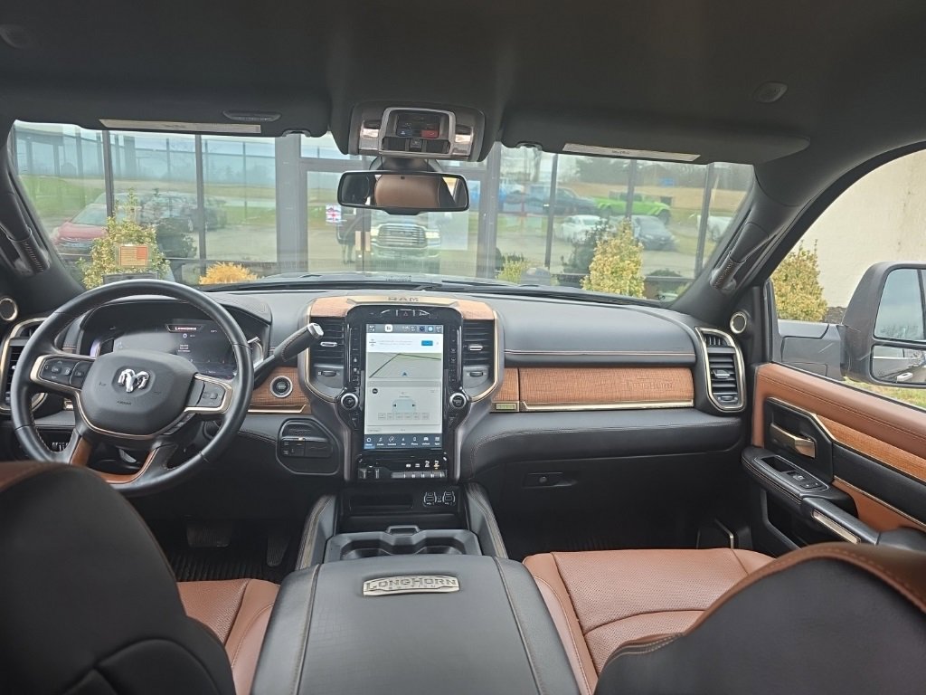 Used 2024 RAM 2500 Limited w/ Towing Technology Group image 9