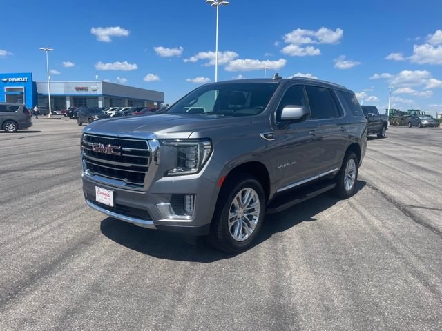 Used 2021 GMC Yukon SLT AWD/4WD image 1