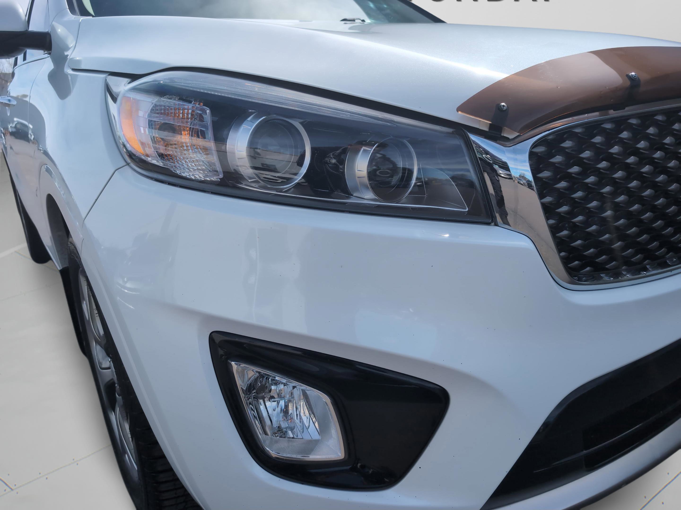 Used 2017 Kia Sorento SX image 10