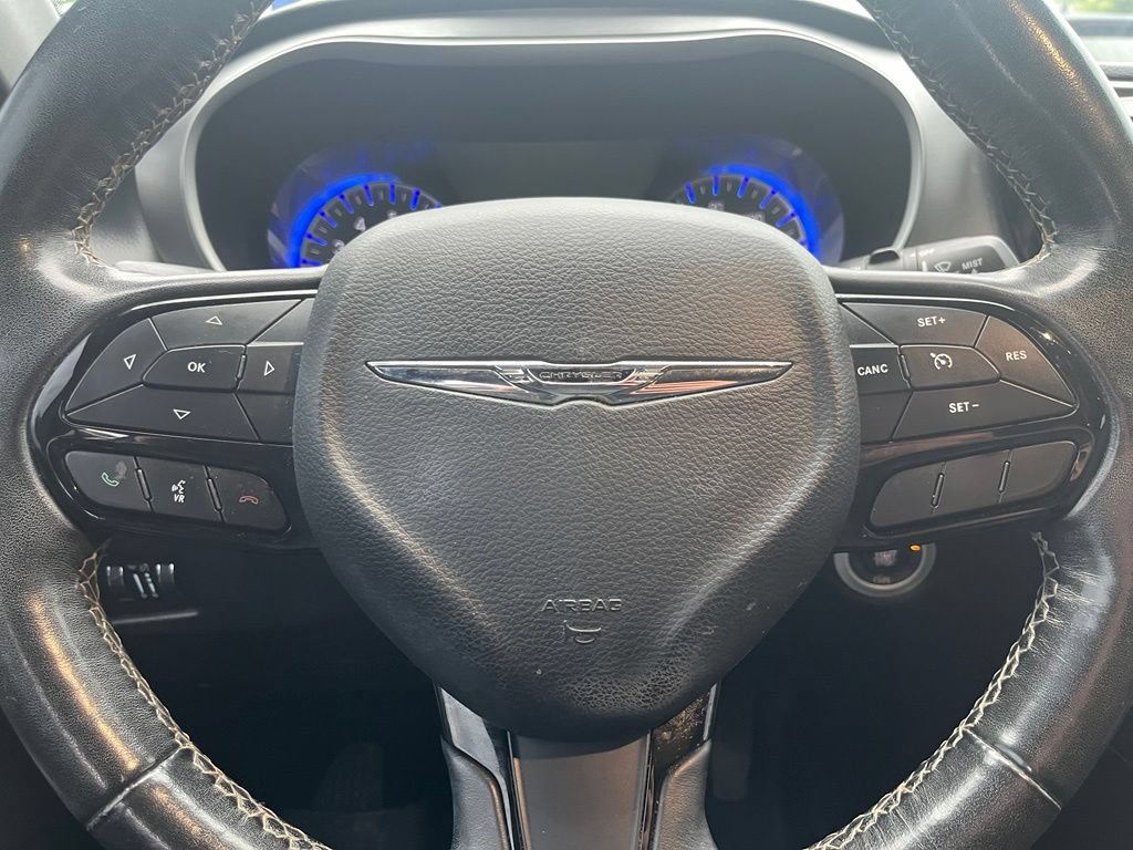 Used 2020 Chrysler Pacifica Touring-L AWD/4WD image 20