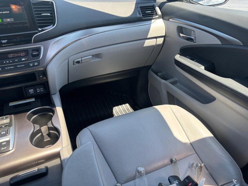 Used 2021 Honda Pilot Special Edition image 14
