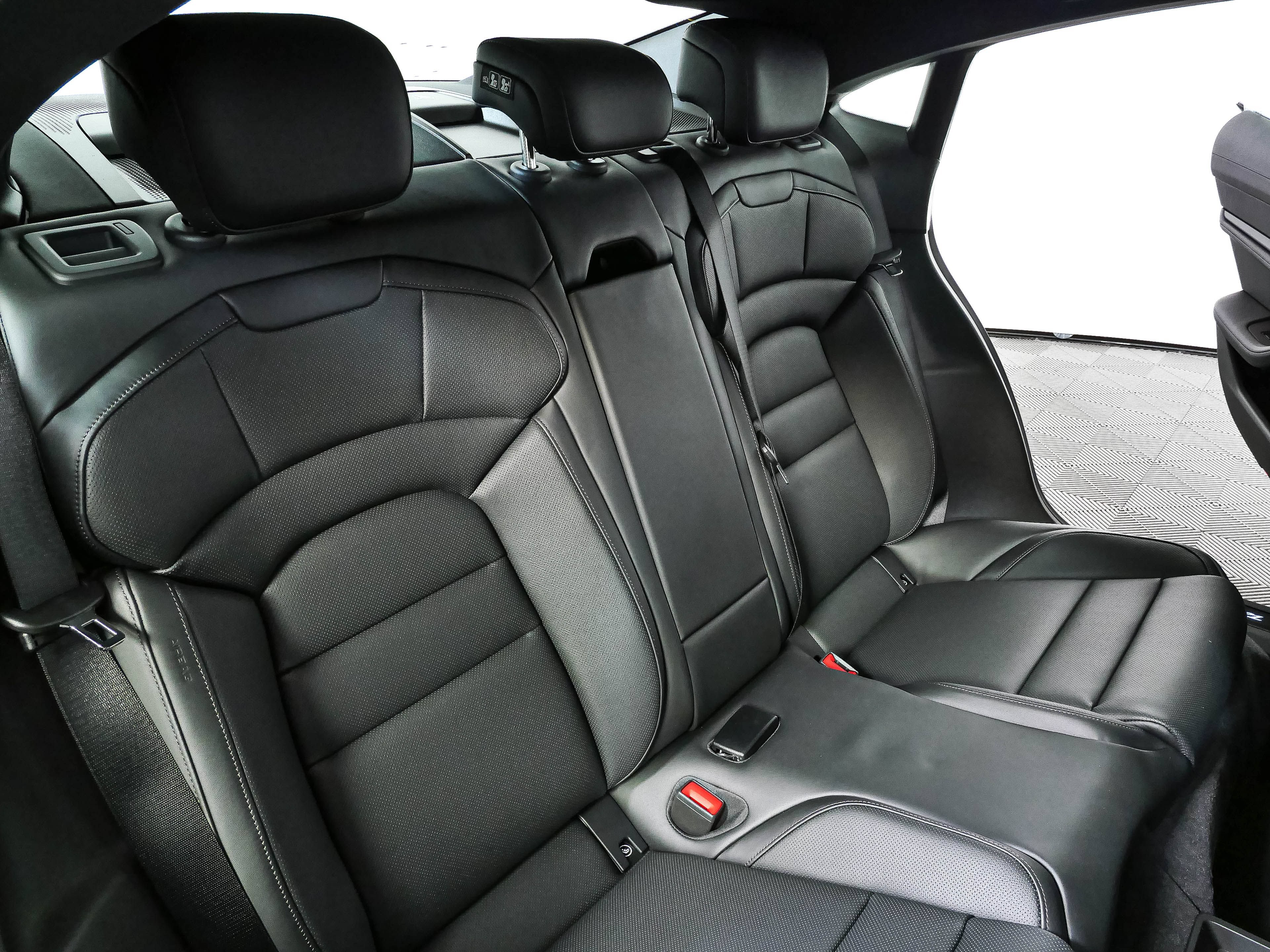 New 2026 Porsche Taycan RWD image 23