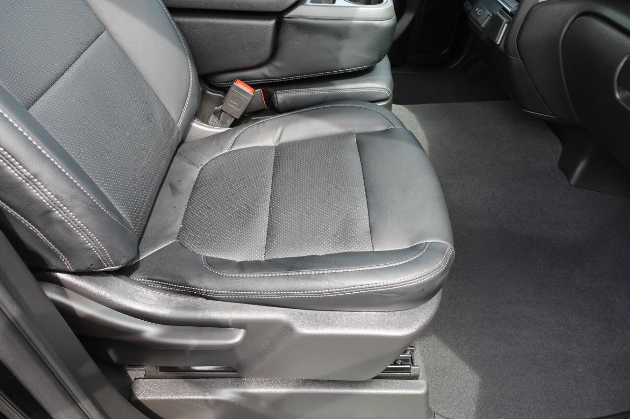 Used 2023 Chevrolet Silverado 1500 Custom w/ LPO, Dark Essentials Package AWD/4WD image 28
