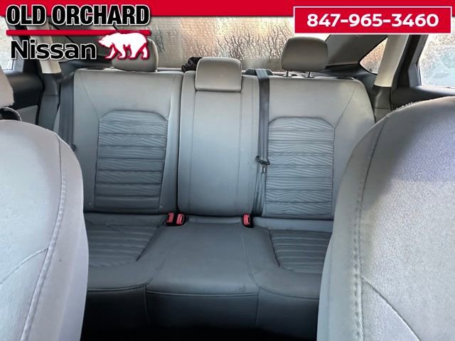 Used 2016 Ford Fusion S w/ Equipment Group 101A image 9