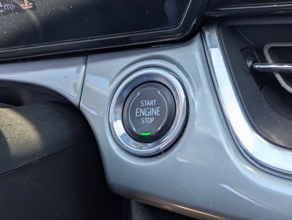 Used 2024 Chevrolet Trax LT w/ Driver Confidence Package FWD image 19