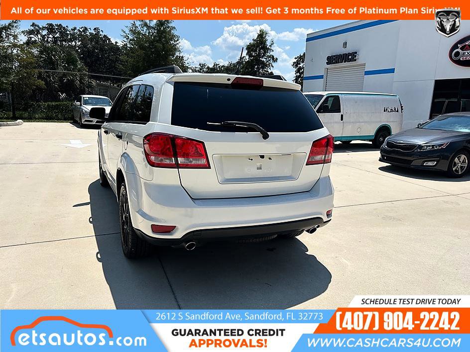 Used 2016 Dodge Journey SXT w/ Blacktop Package FWD image 3