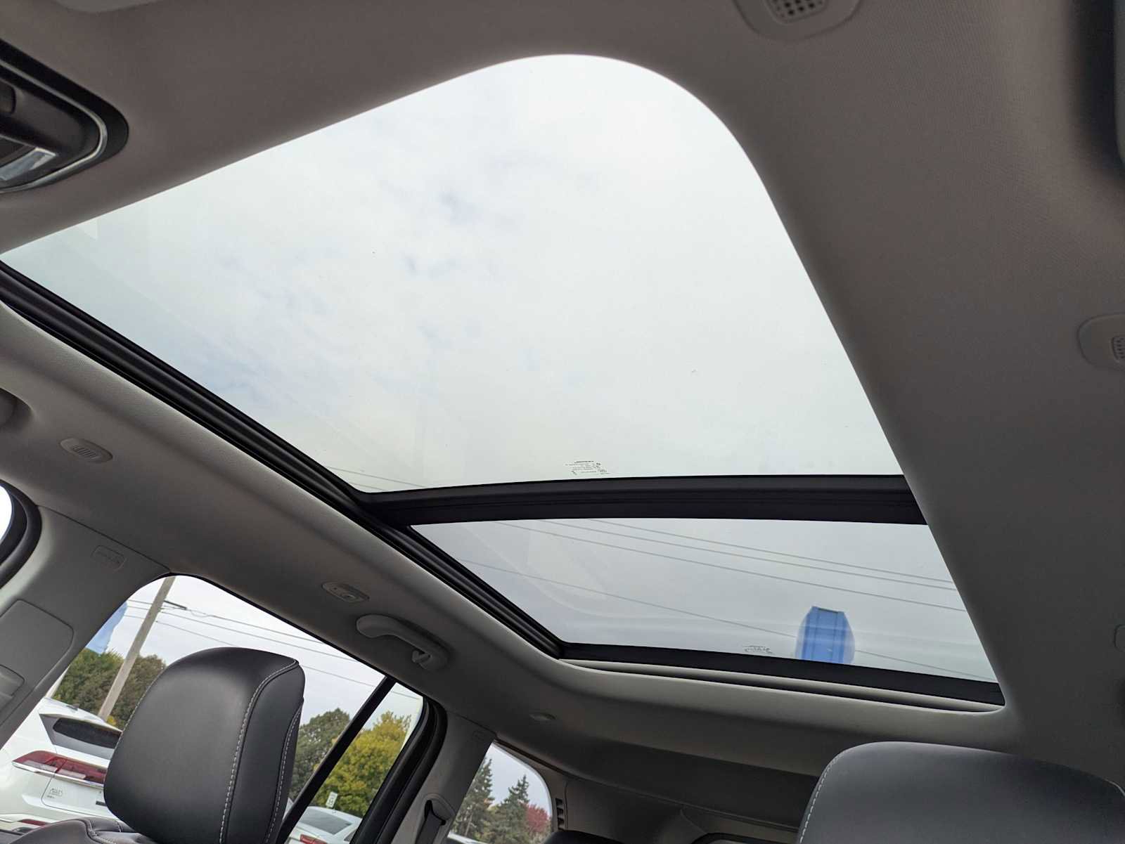 Used 2024 Jeep Grand Cherokee Limited 4xe image 18