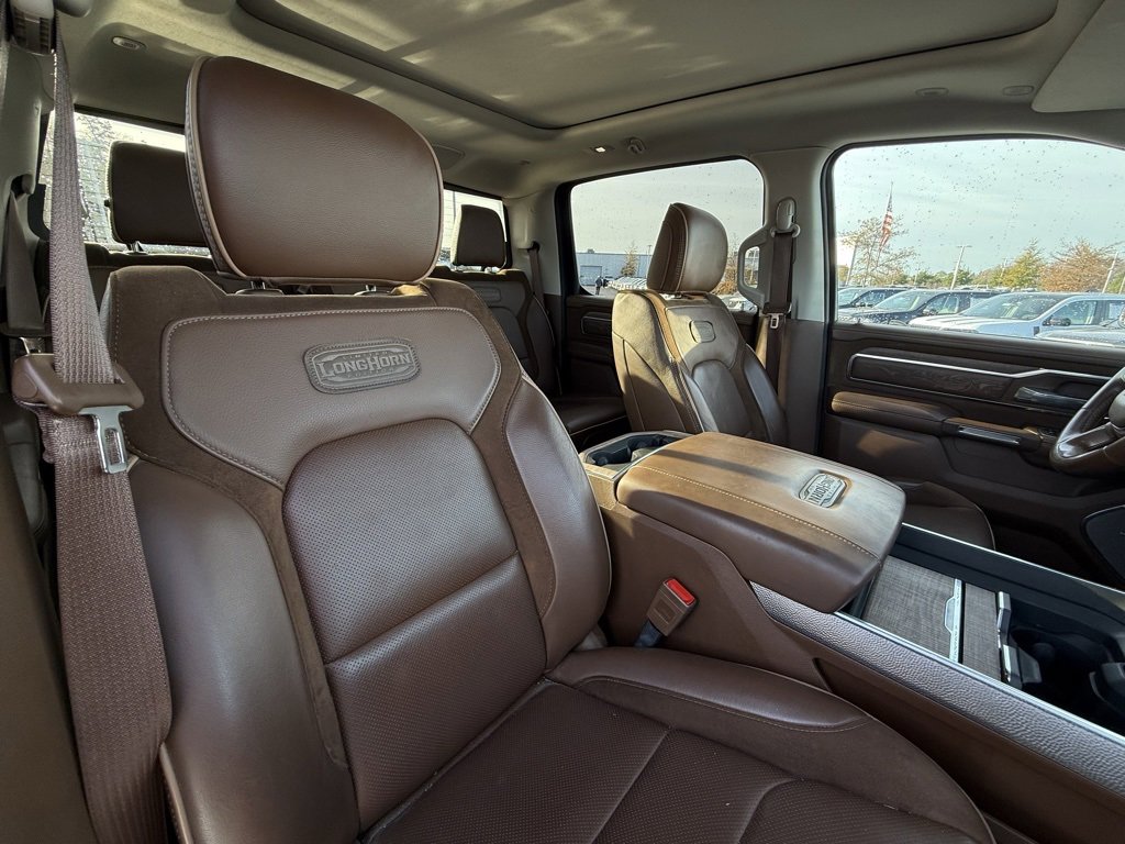 Used 2024 RAM 1500 Limited image 30