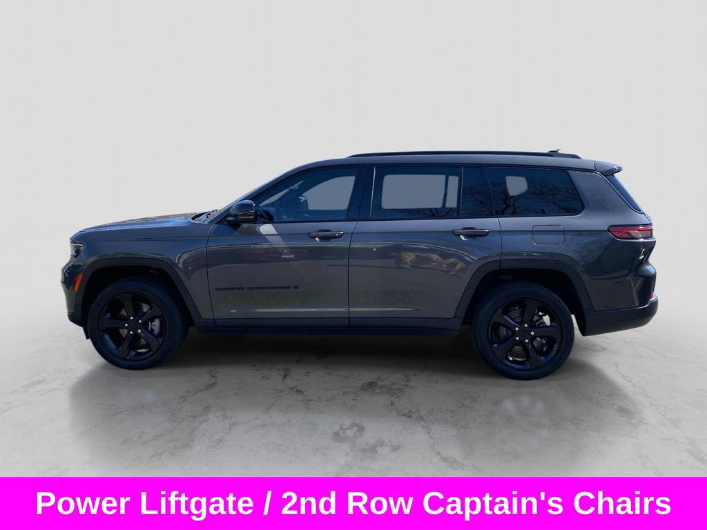 Used 2023 Jeep Grand Cherokee L Laredo image 2