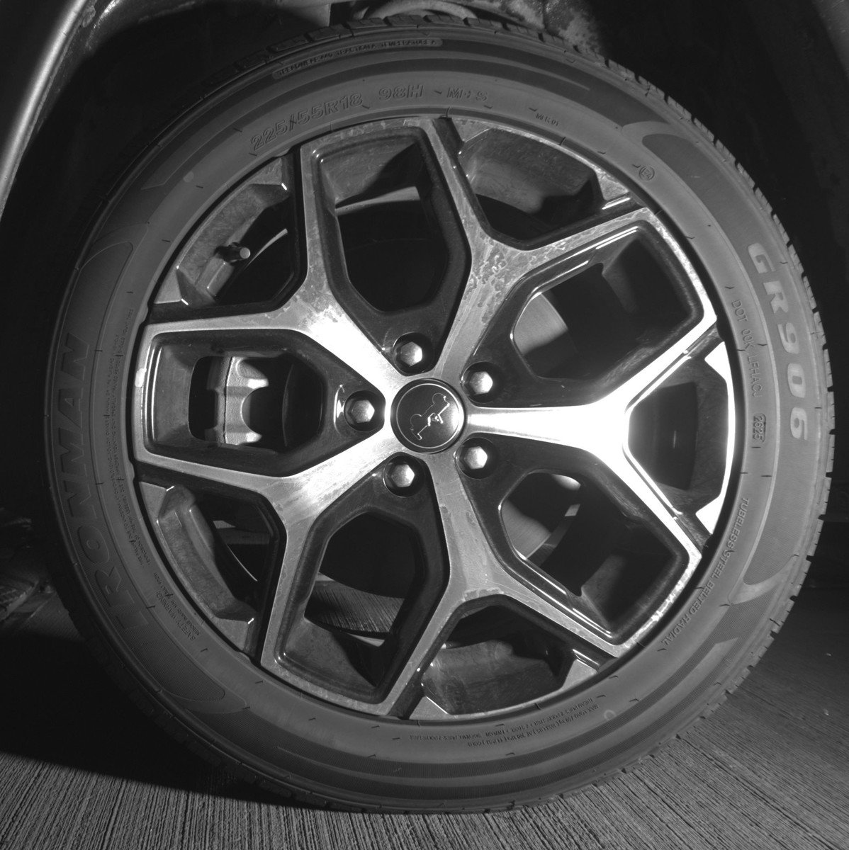 Used 2025 Jeep Compass Limited image 12