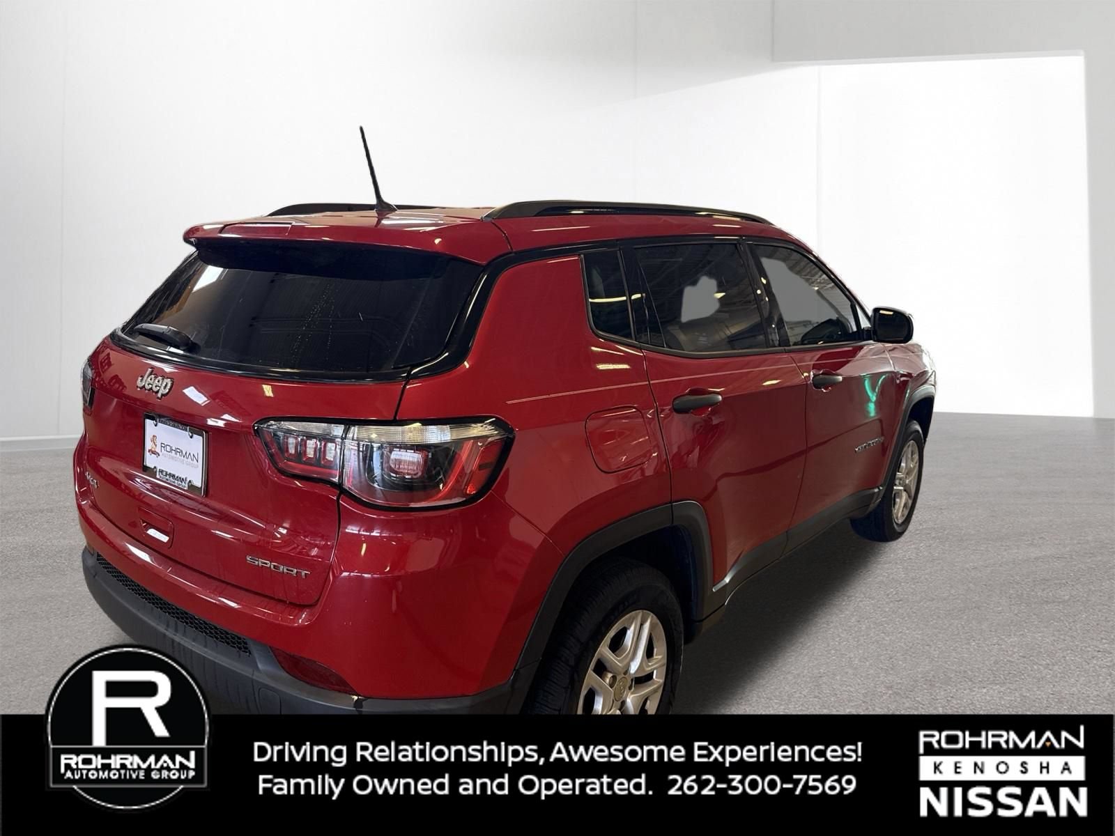 Used 2018 Jeep Compass Sport AWD/4WD image 6