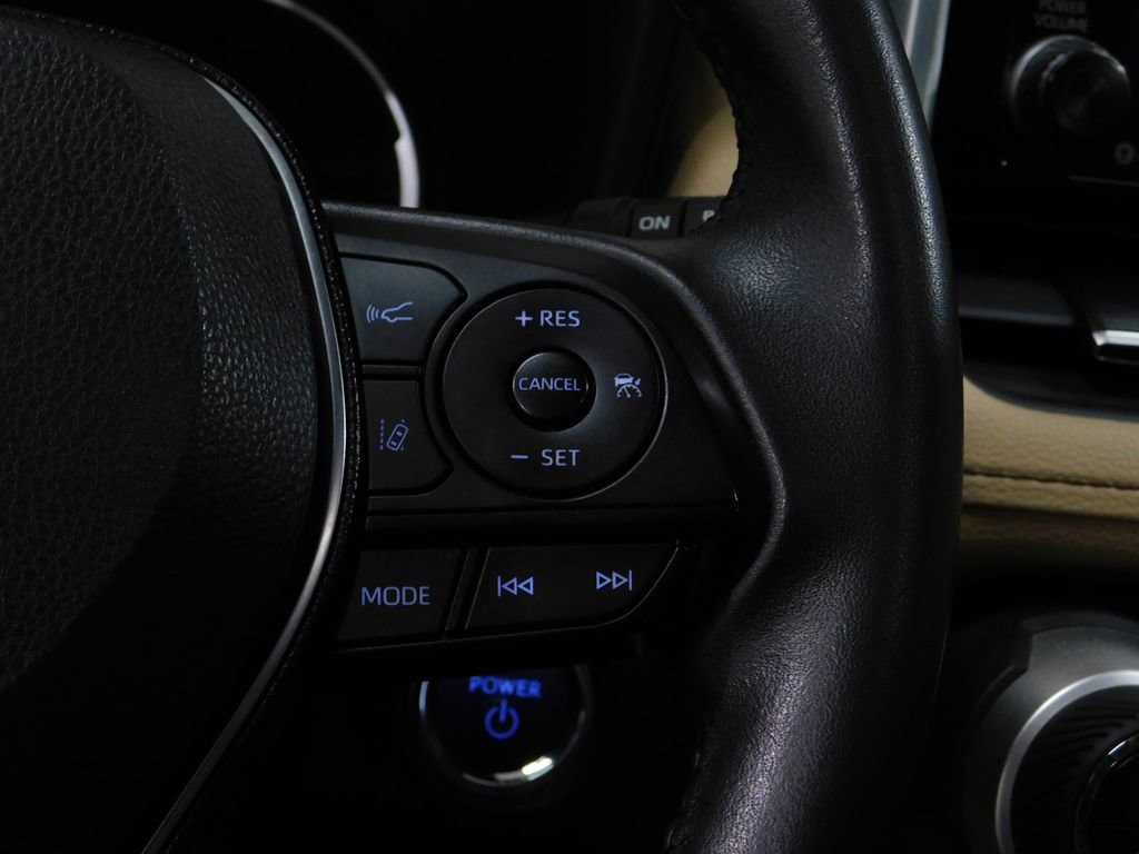 Used 2020 Toyota RAV4 Limited w/ Carpet Mat Package image 44