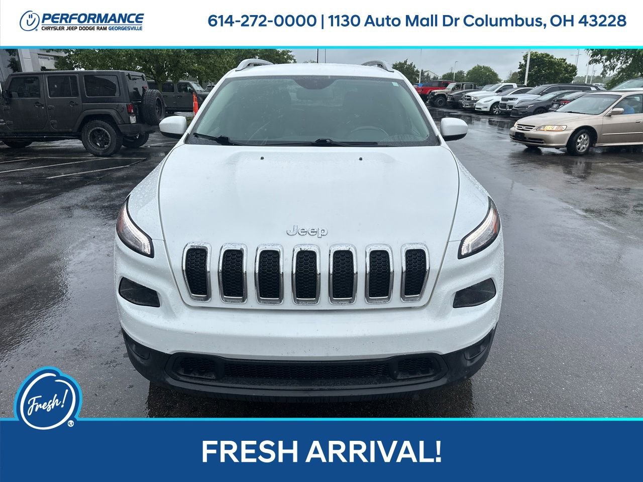 Used 2018 Jeep Cherokee Latitude Plus w/ Cold Weather Group AWD/4WD image 9