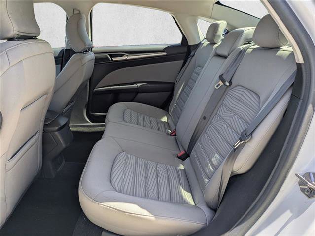 Used 2016 Ford Fusion S FWD image 17