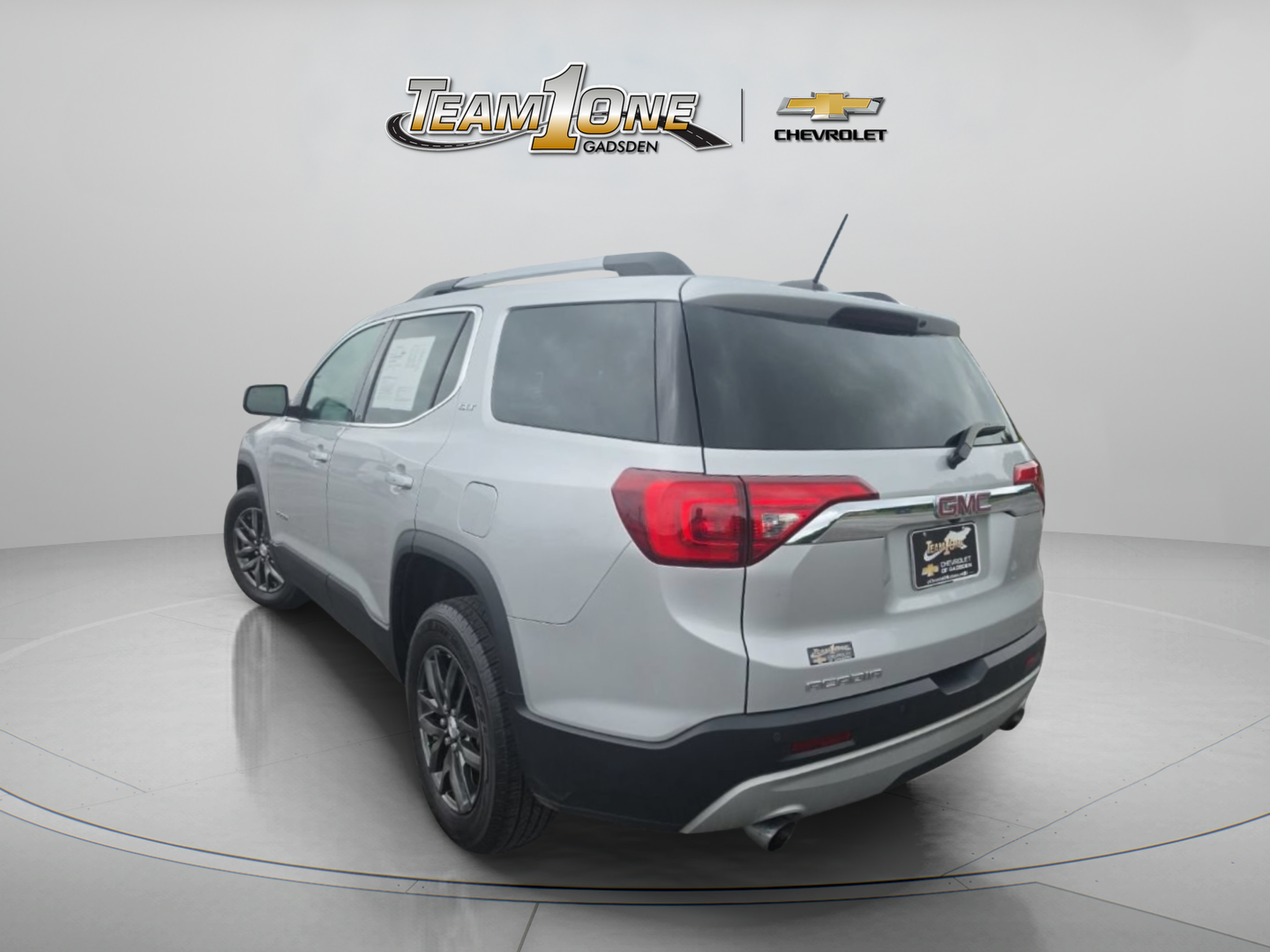 Used 2018 GMC Acadia SLT FWD image 6