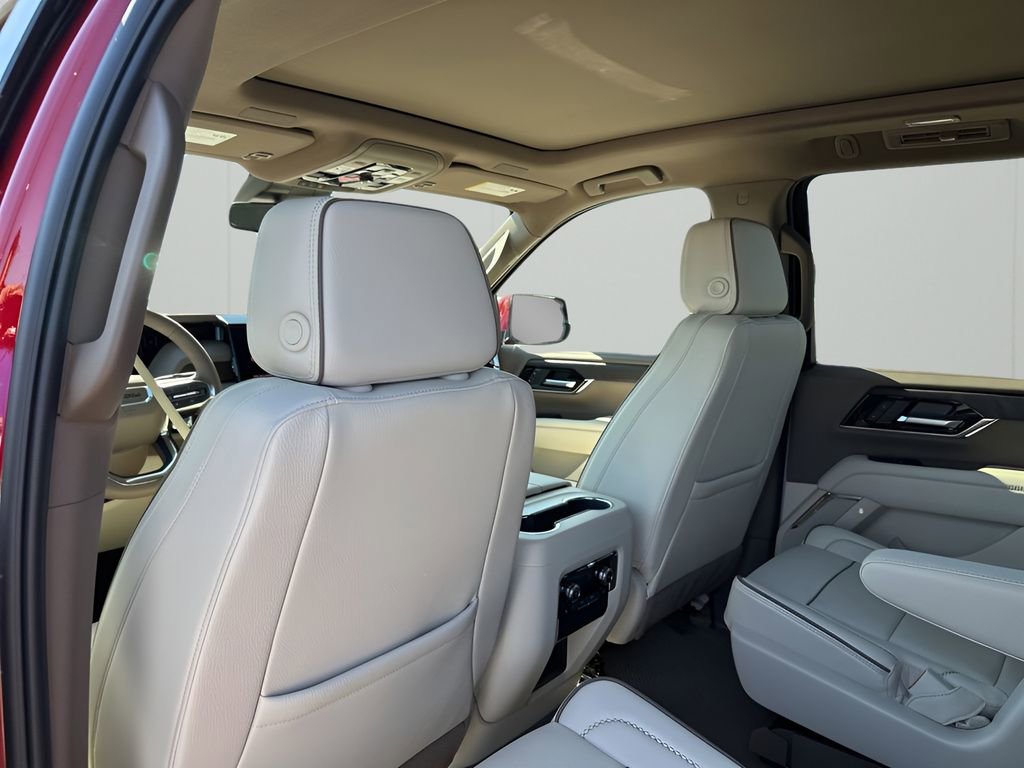 New 2026 GMC Yukon XL Denali w/ Sun & Power Step Package AWD/4WD image 21