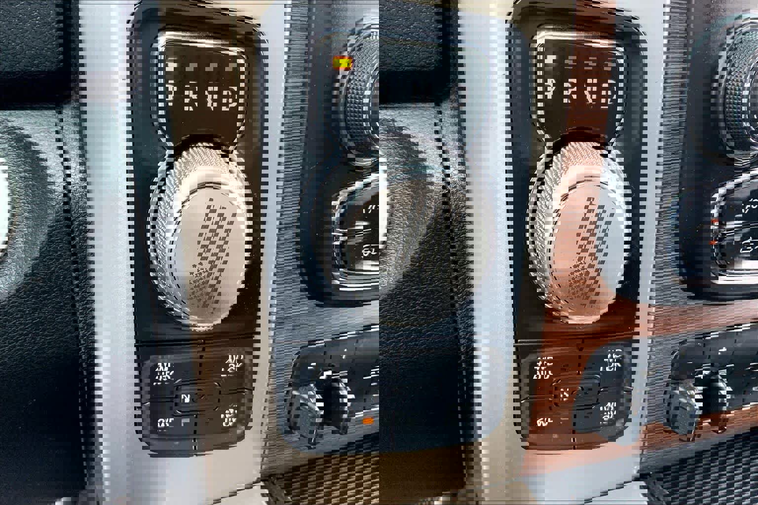 Used 2014 RAM 1500 Laramie w/ Convenience Group AWD/4WD image 31