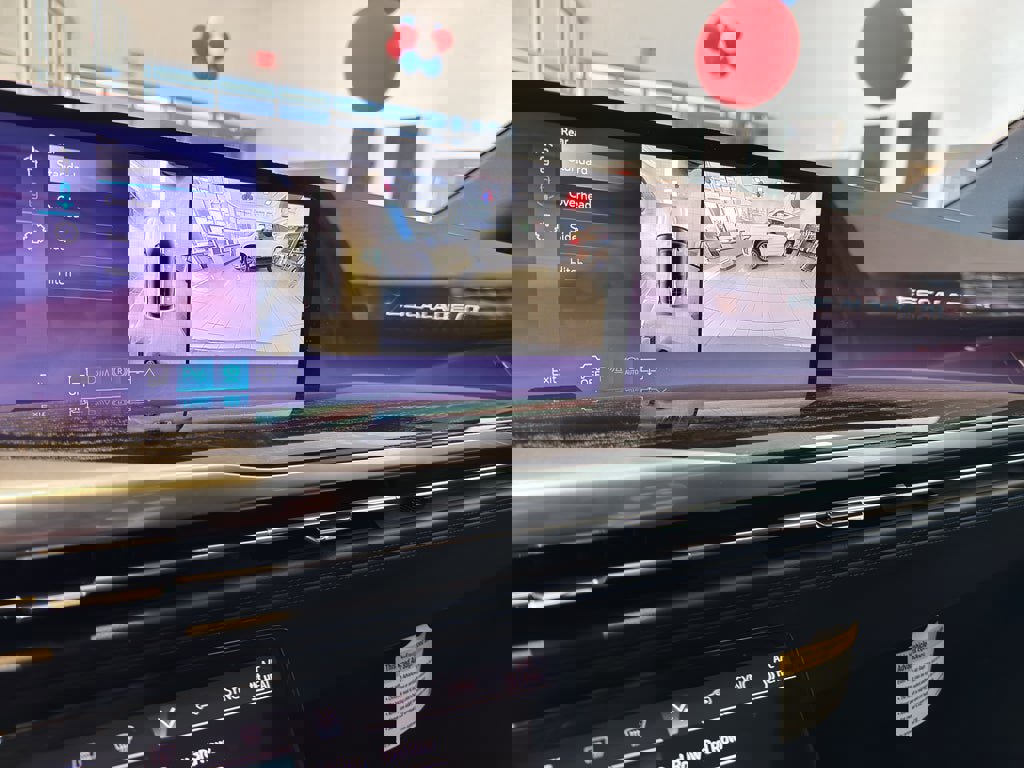 New 2026 Cadillac Escalade IQ Luxury 1 image 18