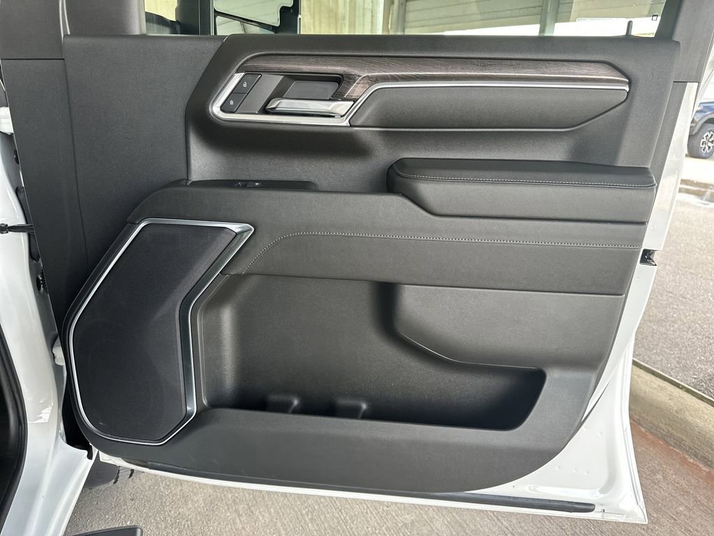 Certified 2024 Chevrolet Silverado 2500 LTZ image 37