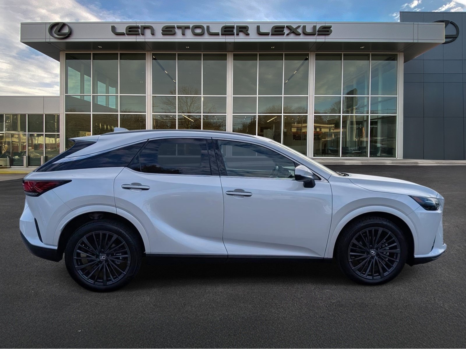 Certified 2025 Lexus RX 350 Premium AWD/4WD image 2