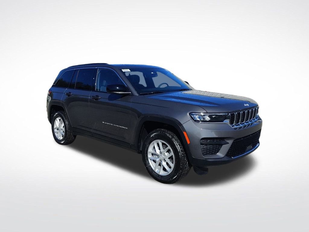 New 2025 Jeep Grand Cherokee Laredo w/ Luxury Tech Group I