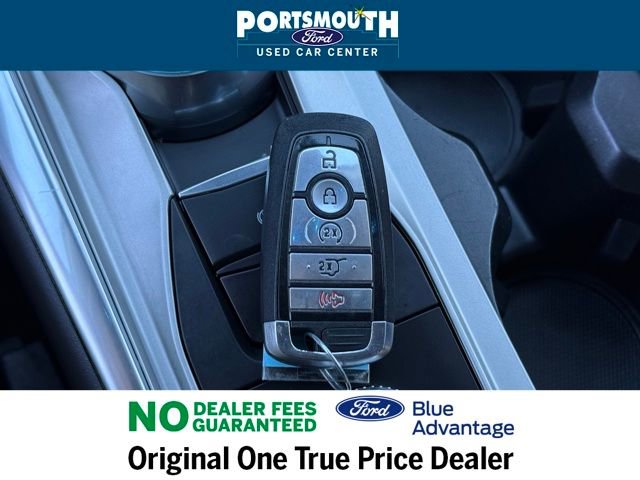 Used 2022 Ford Explorer Limited w/ Equipment Group 301A image 17