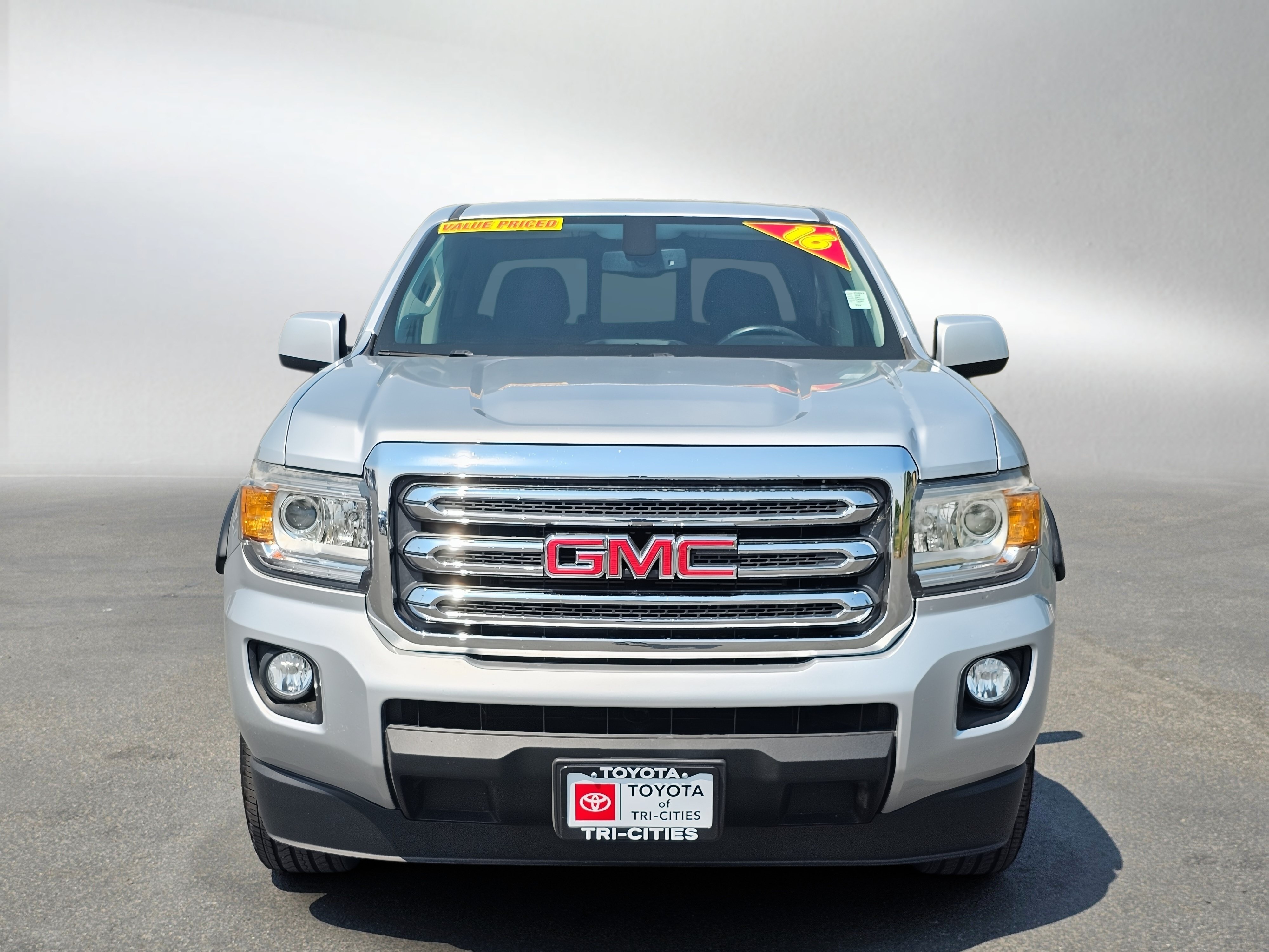 Used 2016 GMC Canyon SLE w/ SLE Convenience Package RWD image 8