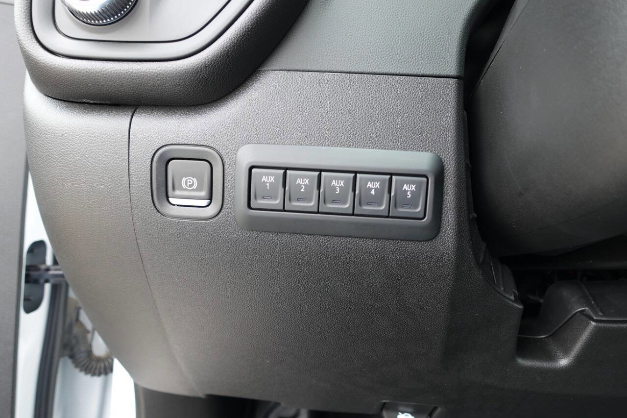 Used 2024 GMC Sierra 2500 Pro w/ Convenience Package image 51