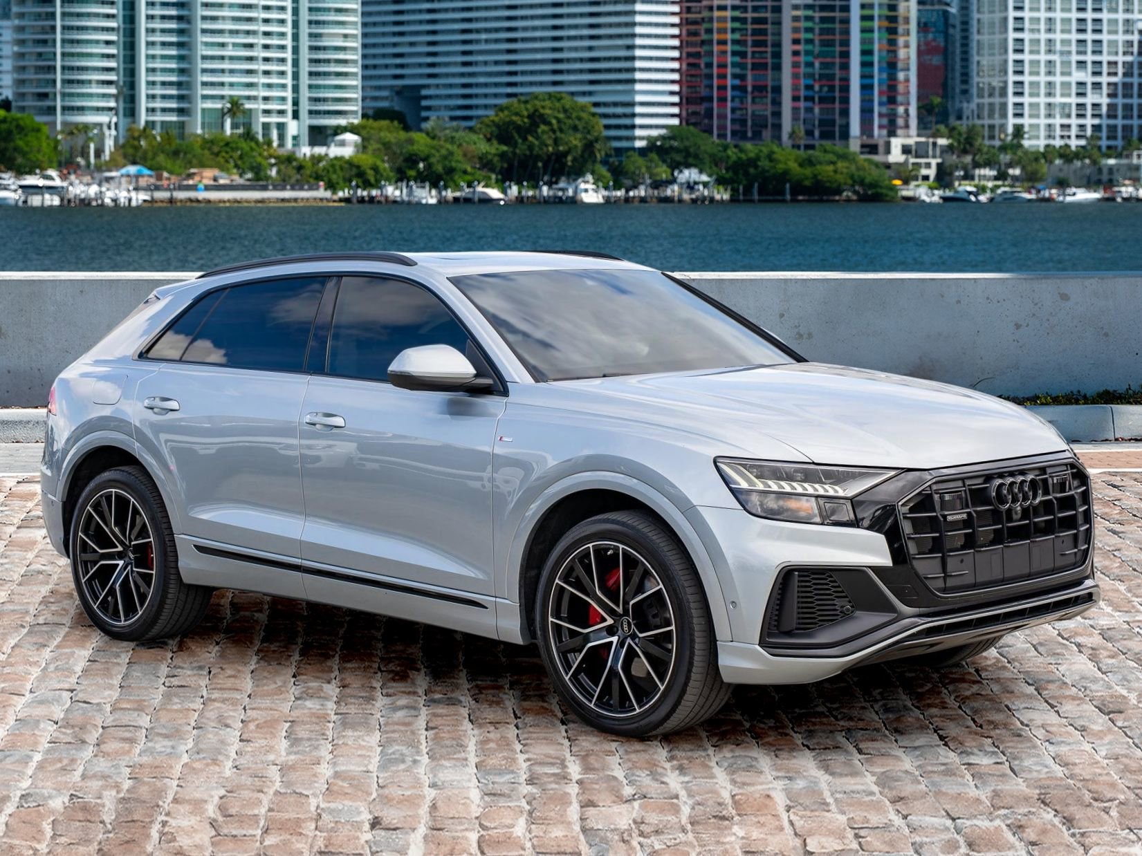 Used 2023 Audi Q8 Premium Plus w/ Premium Plus Package image 3