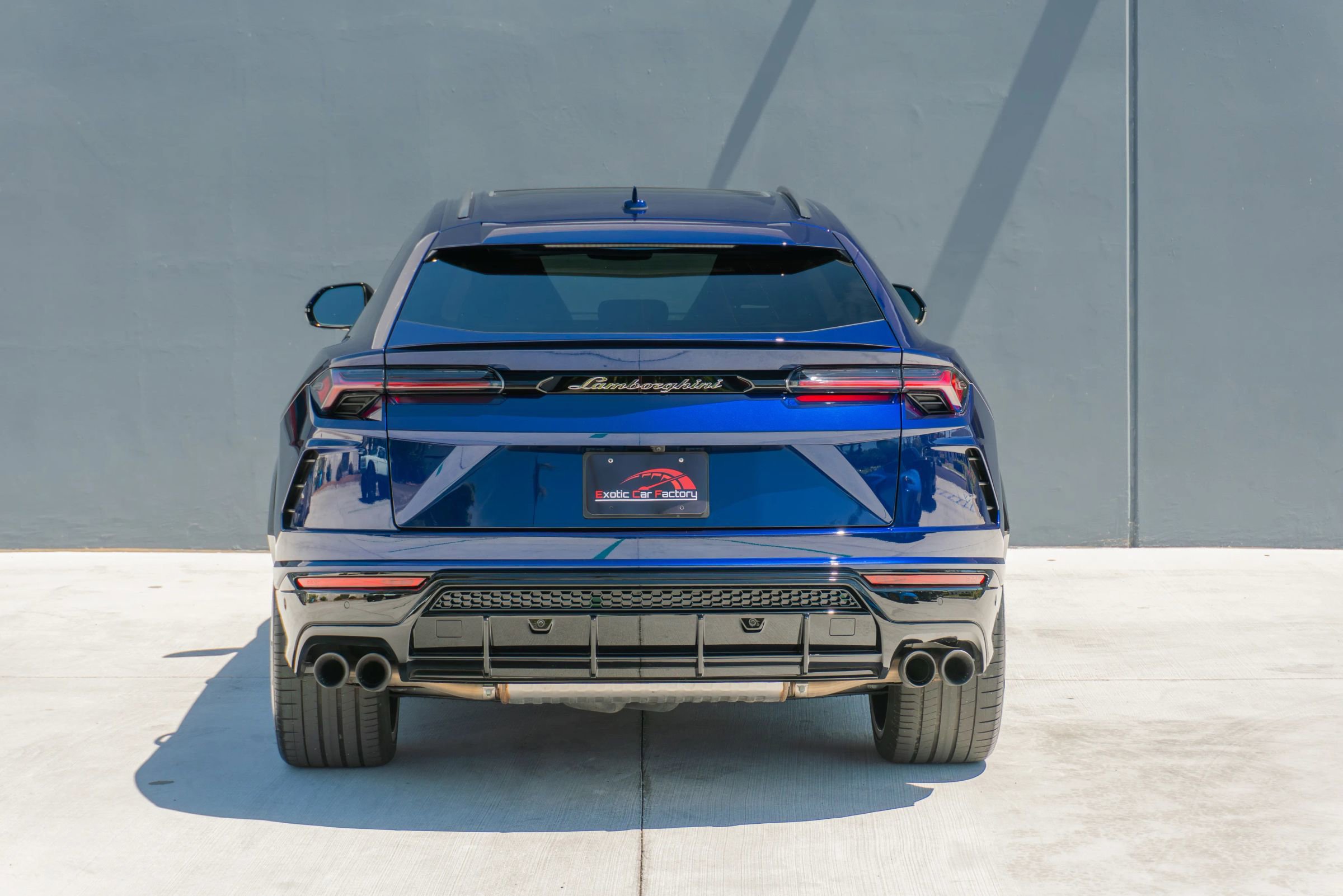 Used 2021 Lamborghini Urus AWD/4WD image 8