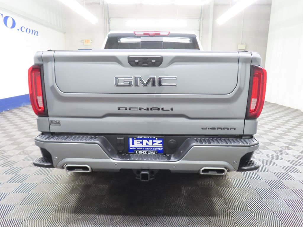 Used 2026 GMC Sierra 1500 Denali Ultimate w/ LPO, Black Badging Package AWD/4WD image 37