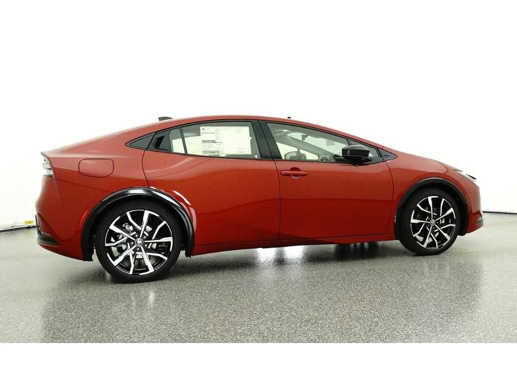 New 2026 Toyota Prius Plug-In Hybrid FWD image 27