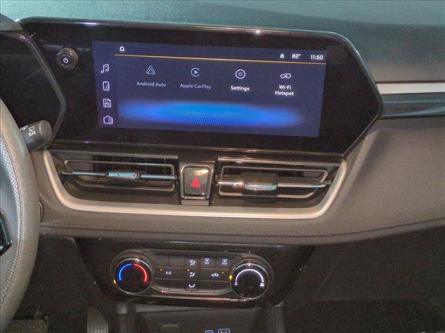 Used 2025 Chevrolet TrailBlazer LT FWD image 14