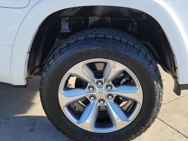 Used 2022 RAM 1500 Limited w/ Body Color Bumper Group image 13