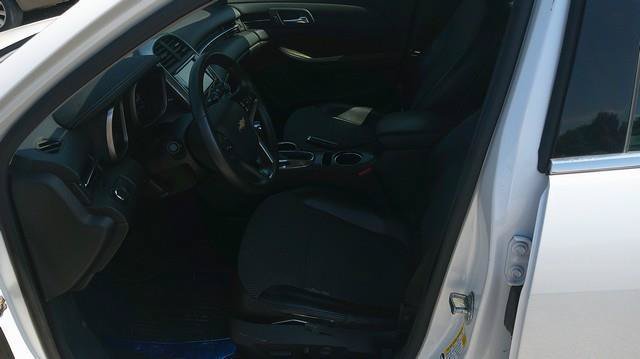 Used 2015 Chevrolet Malibu LT FWD image 5