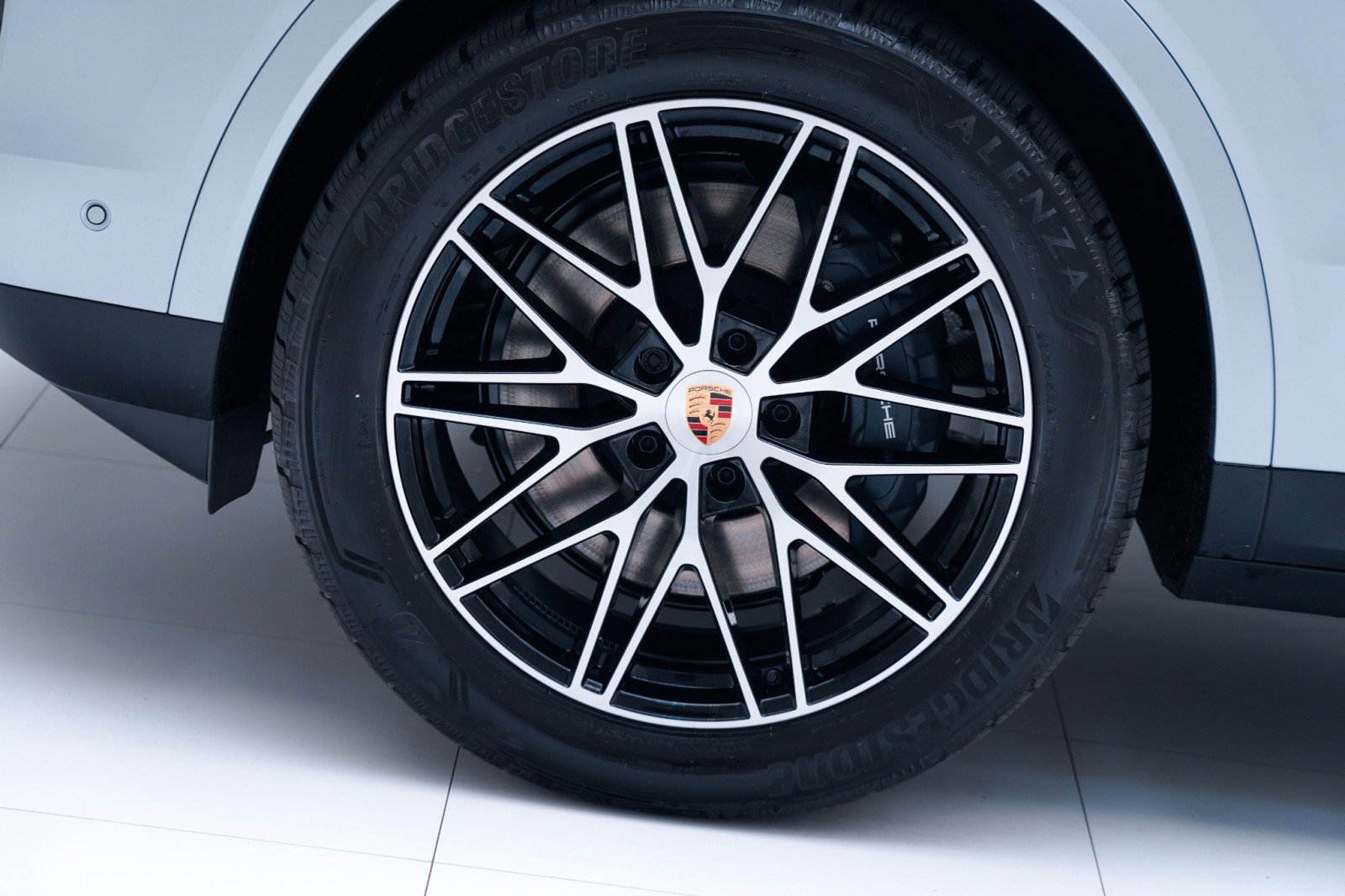 New 2026 Porsche Cayenne image 12