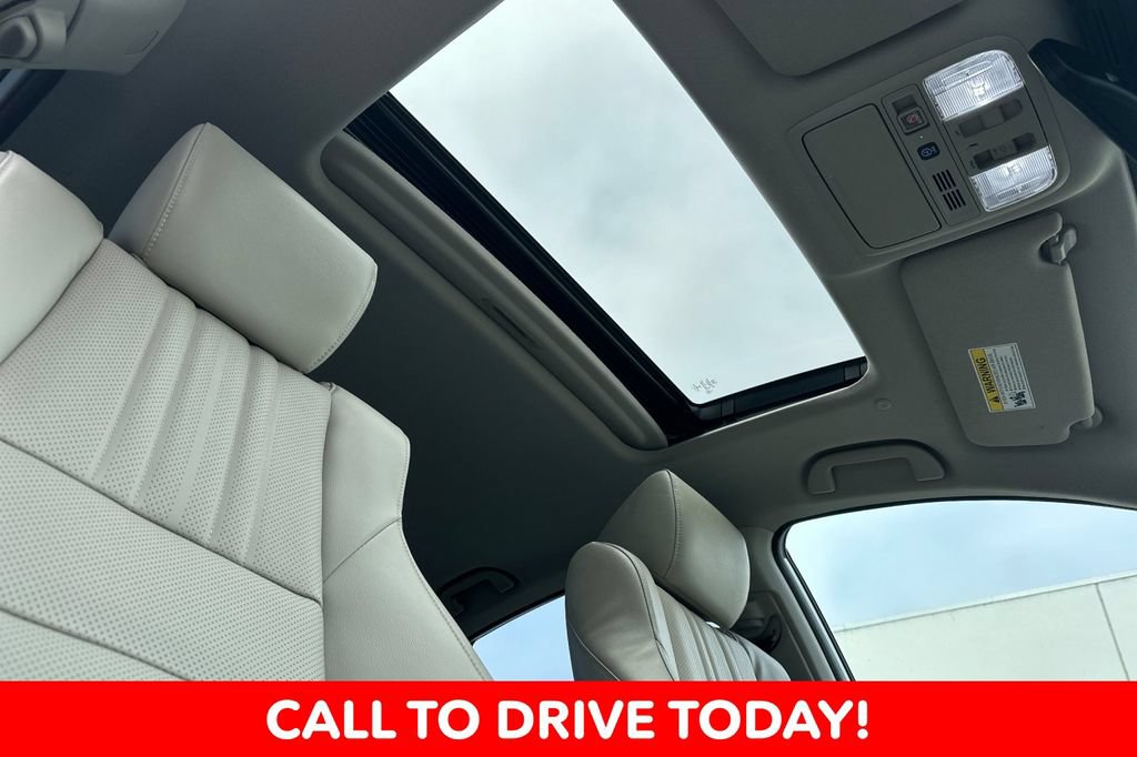 Used 2018 Honda Accord Touring image 15