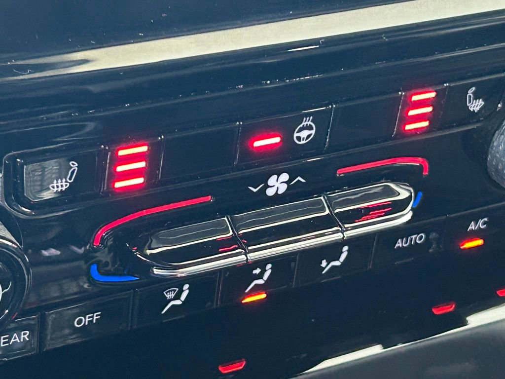 Used 2023 Jeep Grand Cherokee L Limited image 48