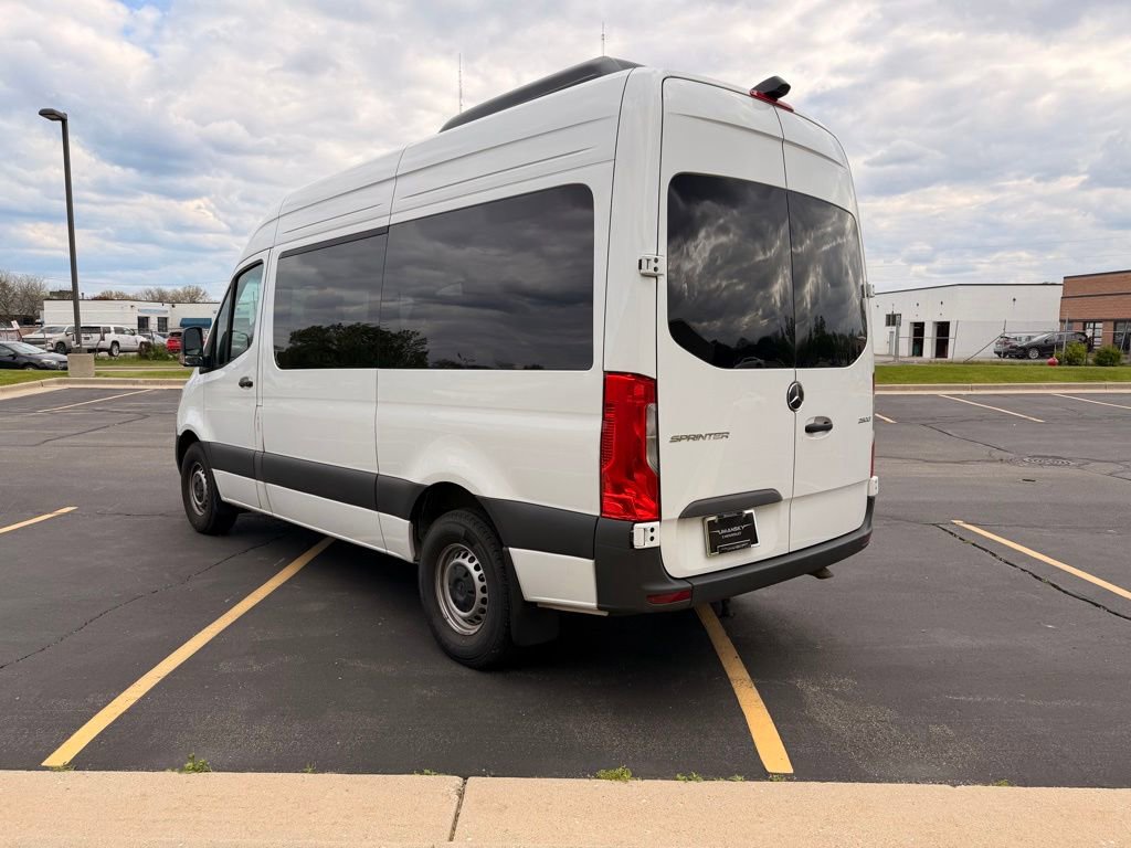 Used 2024 Mercedes-Benz Sprinter 2500 image 8