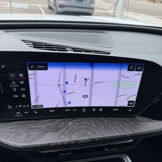 Used 2025 Audi Q5 Premium w/ Convenience Package image 17