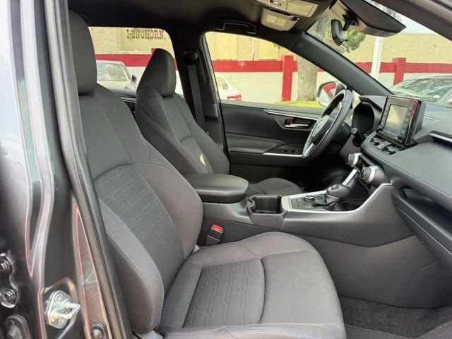 Used 2022 Toyota RAV4 SE AWD/4WD image 29