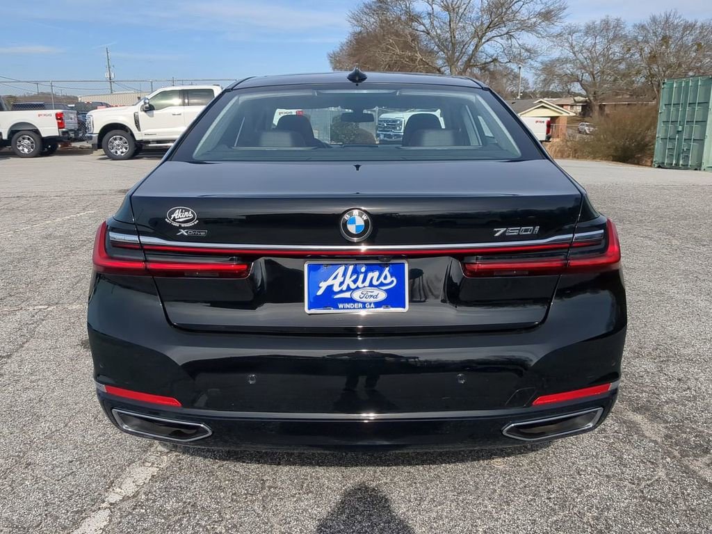 Used 2020 BMW 750i xDrive w/ Executive Package image 4