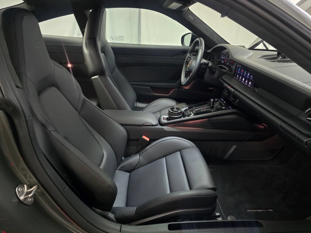 New 2026 Porsche 911 Carrera GTS RWD image 20