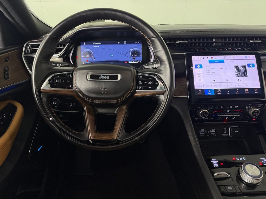 Used 2023 Jeep Grand Cherokee Summit w/ Adv Protech Group IV AWD/4WD image 14